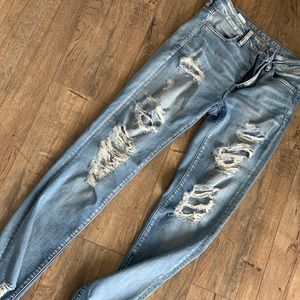 Hi Rise Distressed American Eagle jeans